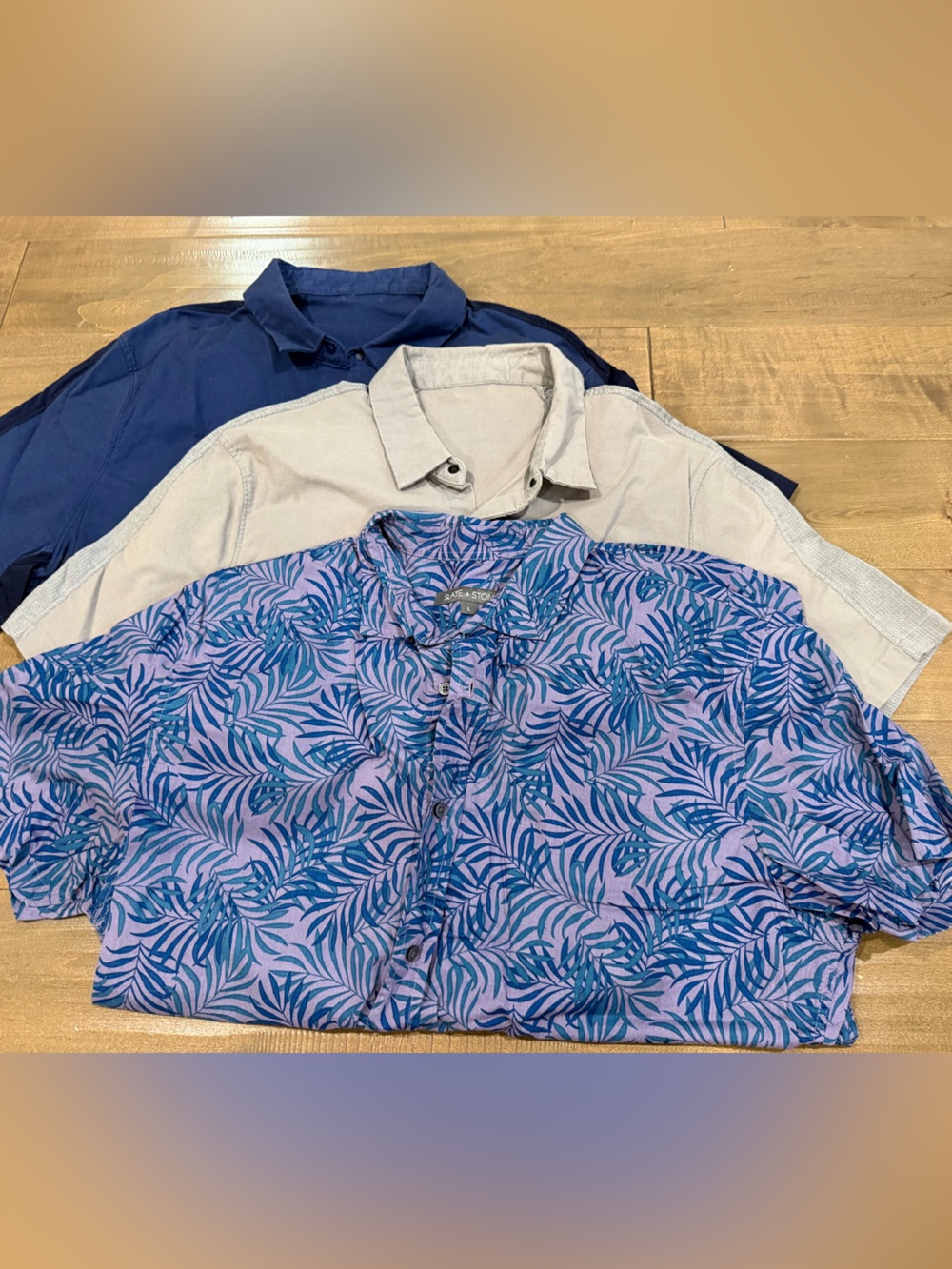 Men’s Button Down Short Sleeve Woven Shirt Lot